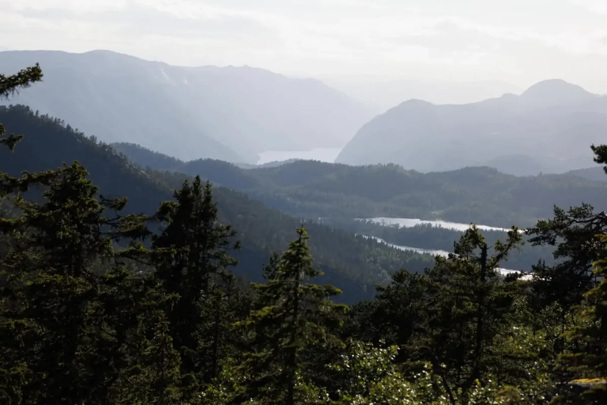 Brokefjelldalen hinter Einangsnut an der Grenze zwischen Kviteseid und Seljord