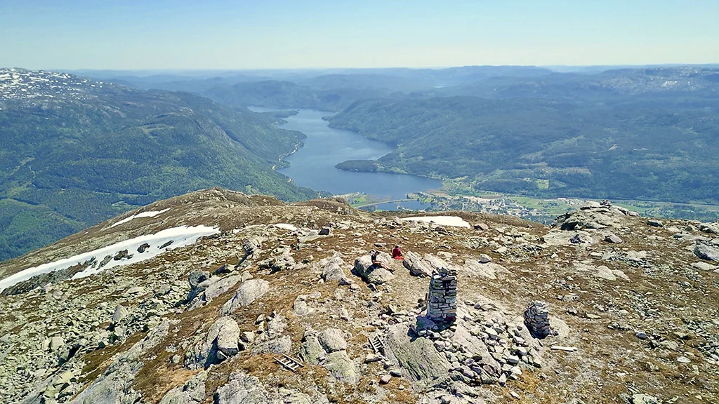 «Skorvefjell» av Peder Lindhjem